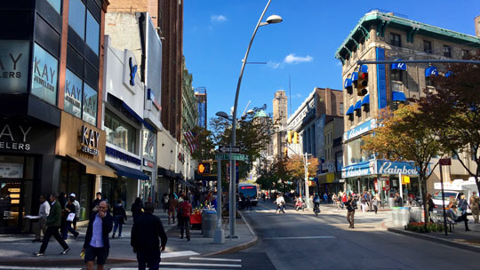 Einkaufen geht in Brooklyn sehr gut.